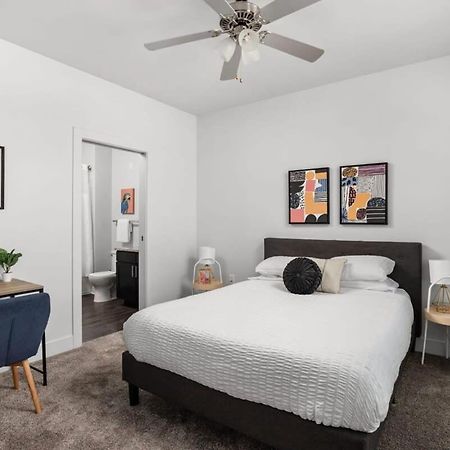 Cozysuites Spacious 2Br Next To Whole Foods Indianapolis Bagian luar foto