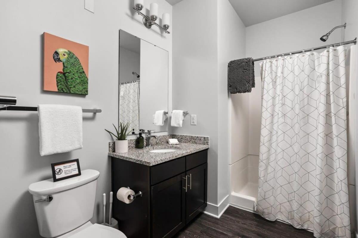 Cozysuites Spacious 2Br Next To Whole Foods Indianapolis Bagian luar foto
